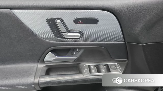 Mercedes-Benz GLB-Class X247 2021 Черный из Кореи, фото 4