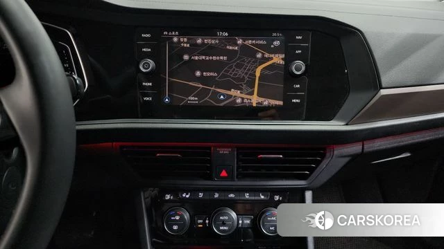 Volkswagen 7th Generation of Jetta 2021 Белый из Кореи, фото 4