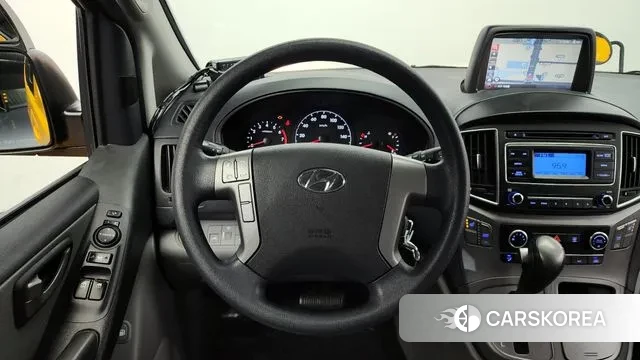 Hyundai The New Grand Starex 2019 Желтый из Кореи, фото 4