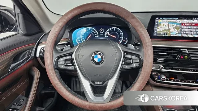 BMW 5 Series (G30) 2019 Черный из Кореи, фото 4