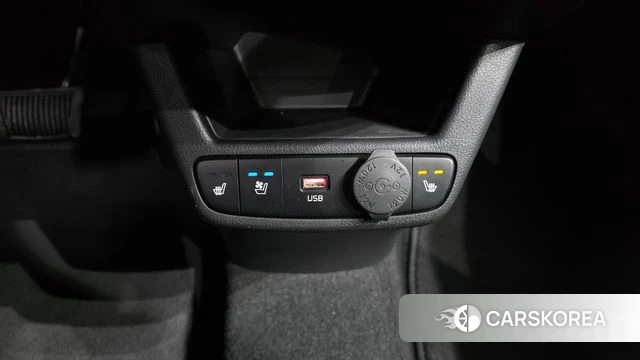 Kia The New Kia Ray EV 2024 Черный из Кореи, фото 4