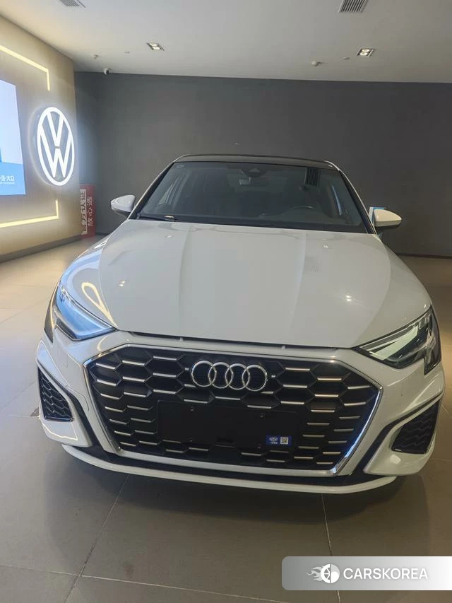 Audi A3 2024 Белый из Китая, фото 4