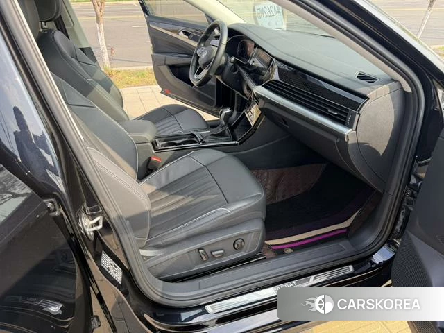 Volkswagen Passat 2023 Черный из Китая, фото 4