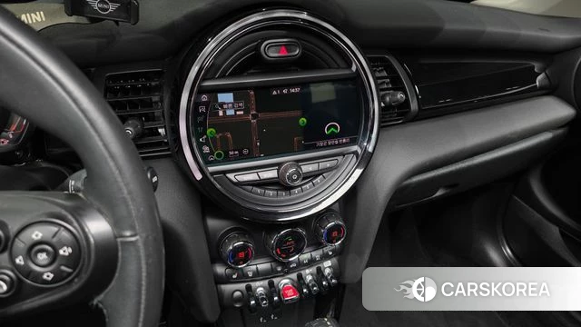 Mini Cooper 2019 Коричневый из Кореи, фото 4