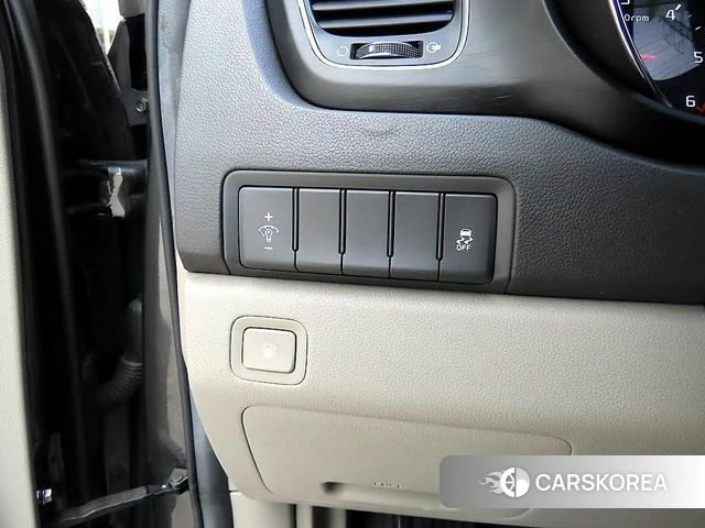 Kia All New Carnival 2018 Серый из Кореи, фото 4