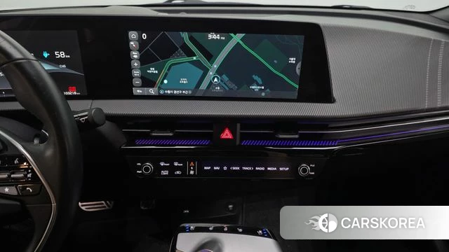 Kia EV6 2022 Белый из Кореи, фото 4