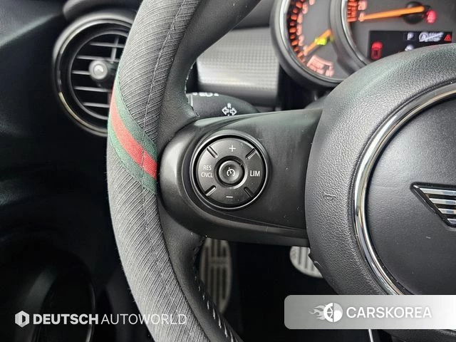 Mini Cooper 2021 Черный из Кореи, фото 4