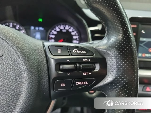Kia Stonic 2020 Белый из Кореи, фото 4