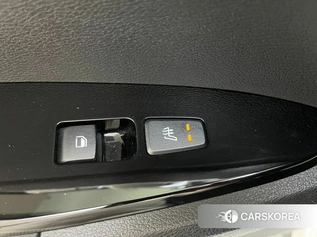 Kia Sportage 5th Generation 2022 Белый из Кореи, фото 4