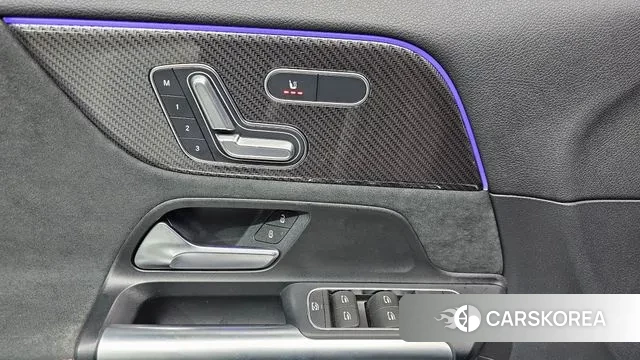 Mercedes-Benz GLA - Class H247 2023 Белый из Кореи, фото 4