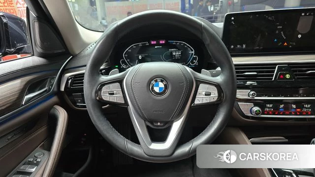 BMW 5 Series (G30) 2020 Черный из Кореи, фото 4