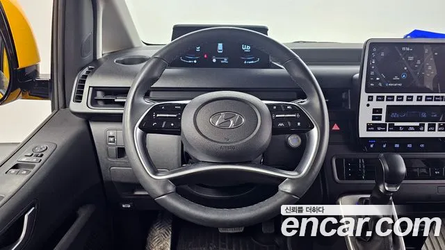 Hyundai Staria 2022 Желтый из Кореи, фото 4