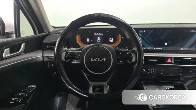 Kia The New K5 3rd generation 2024 Белый из Кореи, фото 4