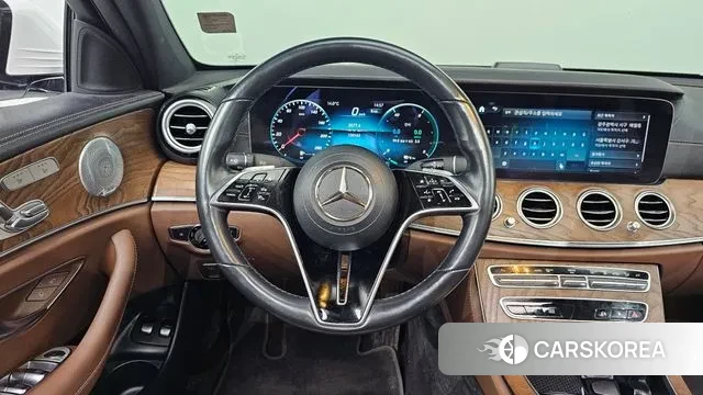 Mercedes-Benz E-Class W213 2021 Белый из Кореи, фото 4