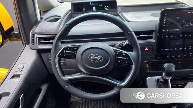 Hyundai Staria 2022 Желтый из Кореи, фото 4