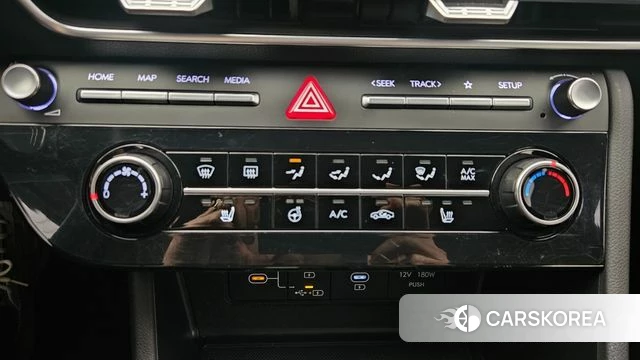 Hyundai Sonata D Edge (DN8) 2025 Светло-серебряный цвет из Кореи, фото 4