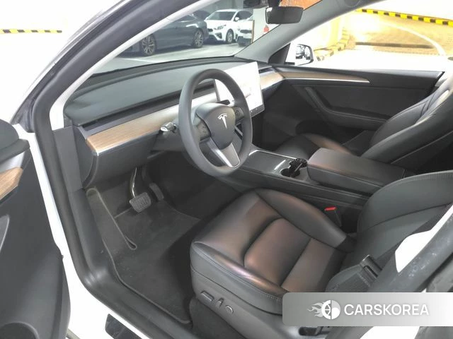 Tesla Model Y 2023 Белый из Кореи, фото 4