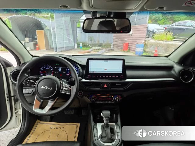 Kia The New K3 2nd generation 2021 Белый из Кореи, фото 4