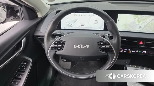 Kia EV6 2021 Жемчужный цвет из Кореи, фото 4