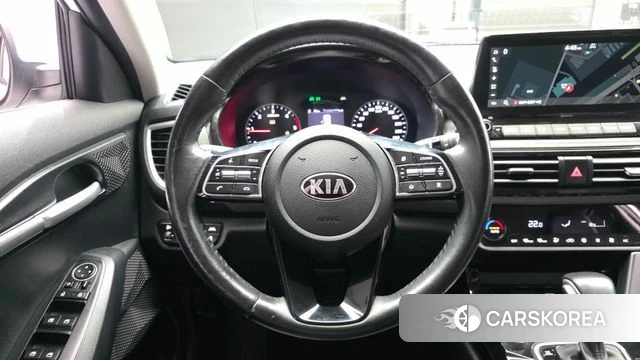 Kia Seltos 2021 Белый из Кореи, фото 4