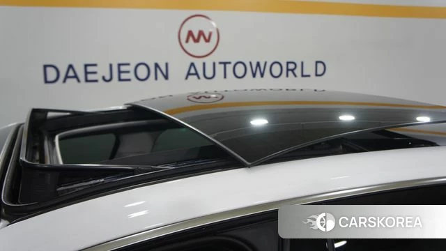 Hyundai Grandeur Hybrid (GN7) 2023 Белый из Кореи, фото 4