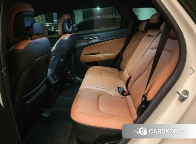 Kia Sportage 5th Generation Hybrid 2023 Белый из Кореи, фото 4