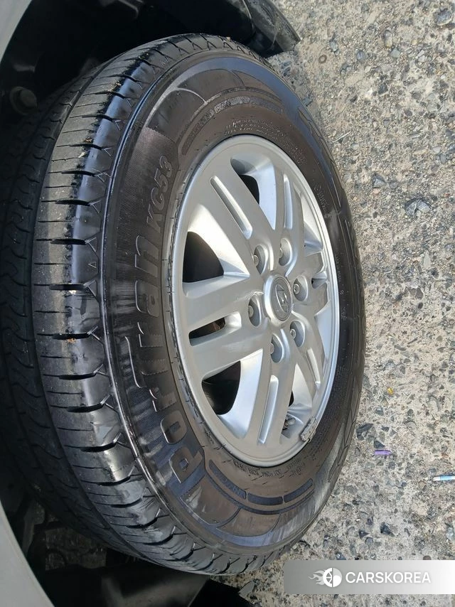 Hyundai Grand Starex 2018 Серебристо-серый из Кореи, фото 4