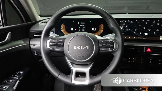 Kia The New K5 3rd generation 2024 Белый из Кореи, фото 4