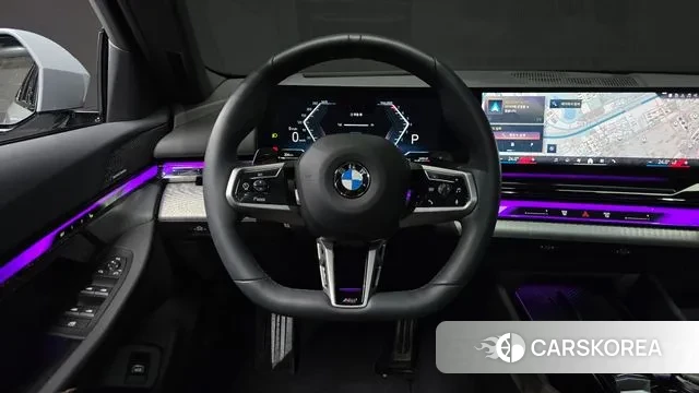 BMW 5 Series (G60) 2024 Светло-серебряный цвет из Кореи, фото 4