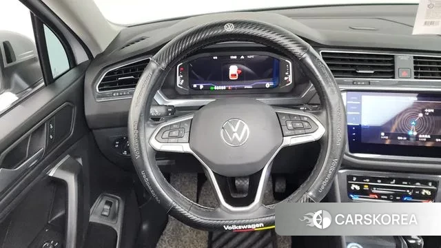 Volkswagen Tiguan Allspace 2022 Белый из Кореи, фото 4