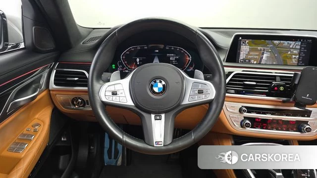 BMW 7 Series (G11) 2021 Серебристо-серый из Кореи, фото 4