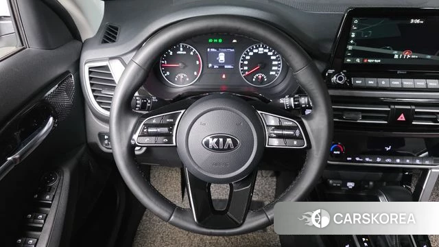 Kia Seltos 2019 Белый из Кореи, фото 4