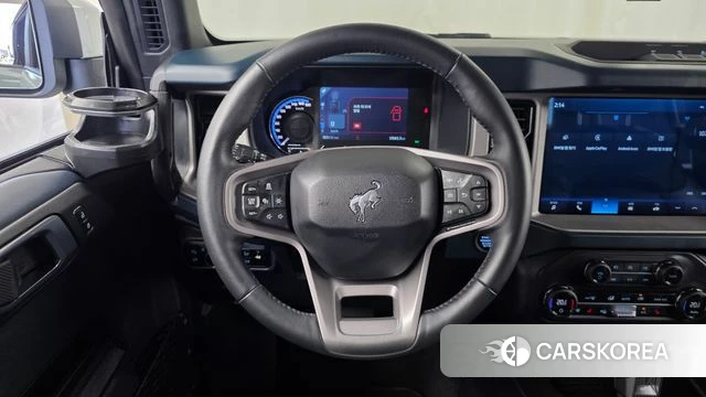 Ford Bronco 6th Generation 2024 Серебристо-серый из Кореи, фото 4