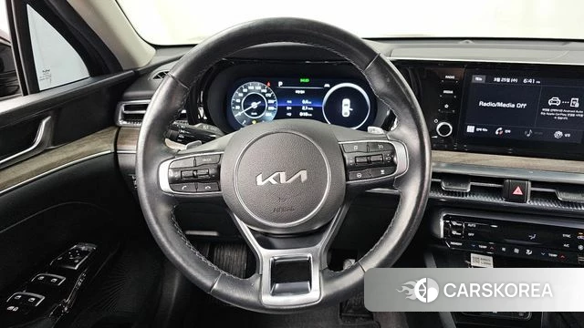 Kia K5 3rd generation 2023 Черный из Кореи, фото 4