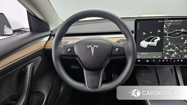Tesla Model 3 2022 Белый из Кореи, фото 4