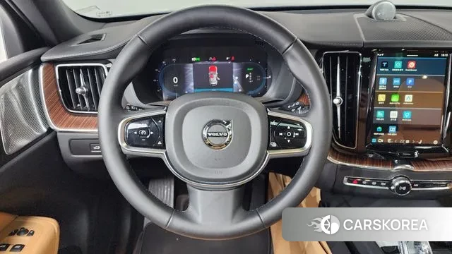 Volvo XC60 second Generation 2024 Синий из Кореи, фото 4