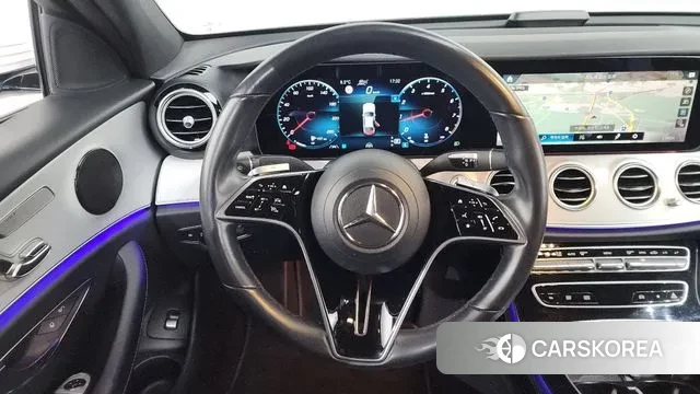 Mercedes-Benz E-Class W213 2021 Белый из Кореи, фото 4