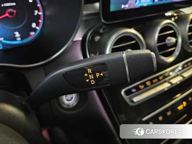 Mercedes-Benz GLC-Class X253 2020 Серебристо-серый из Кореи, фото 4