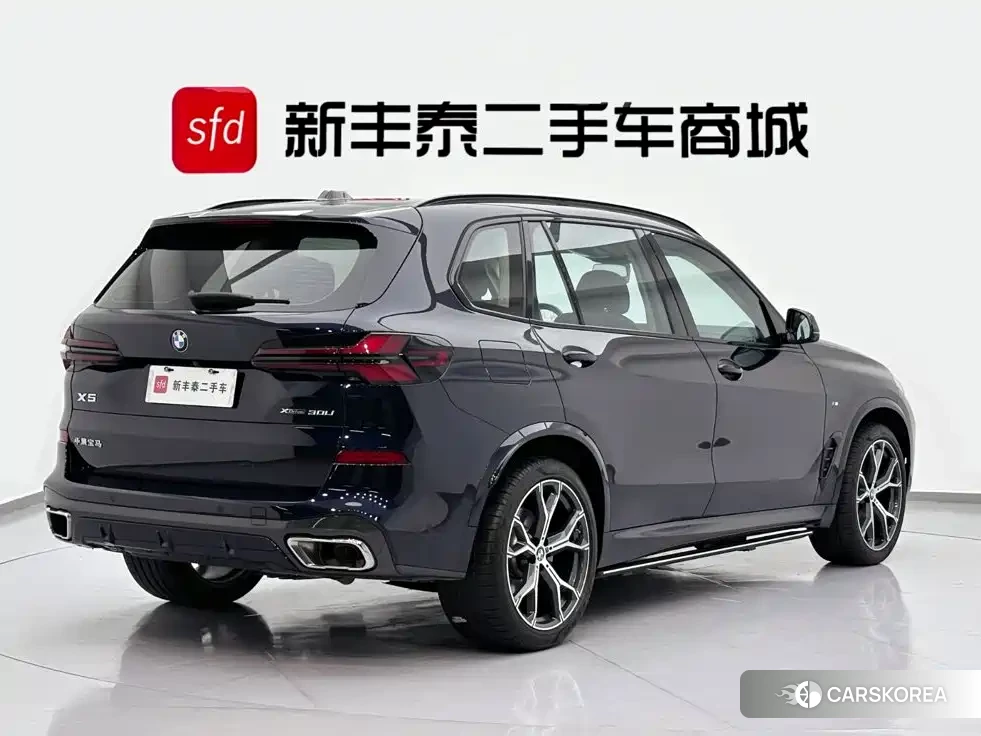 BMW X5 2023 Черный из Китая, фото 4