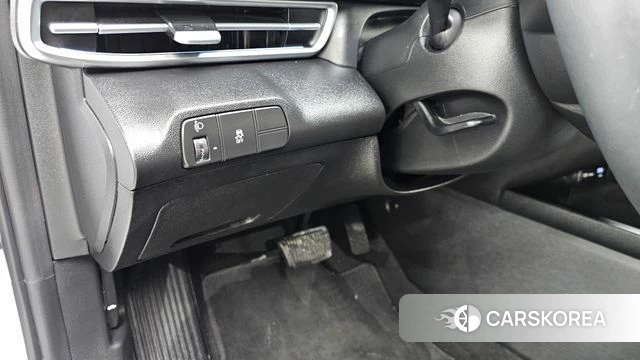 Hyundai The New Avante (CN7) 2024 Белый из Кореи, фото 4