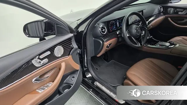 Mercedes-Benz E-Class W213 2021 Черный из Кореи, фото 4