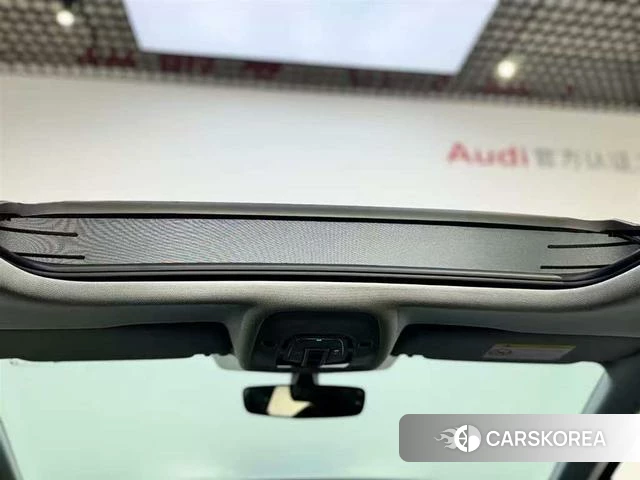 Audi A4L 2022 Белый из Китая, фото 4