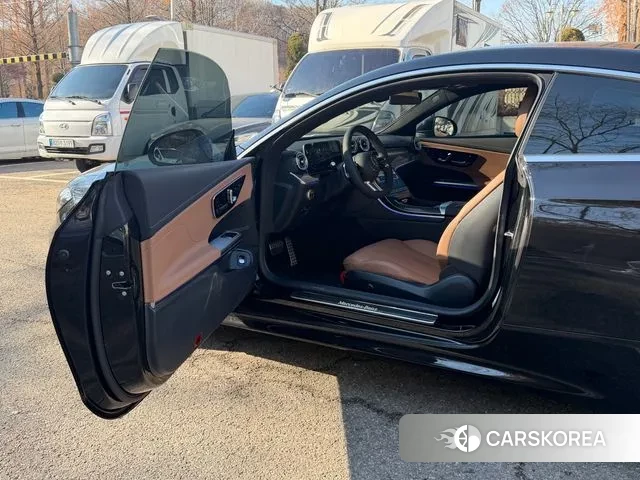 Mercedes-Benz CLE-Class C236 2025 Черный из Кореи, фото 4