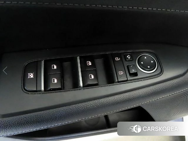 Kia The New K3 2nd generation 2021 Белый из Кореи, фото 4