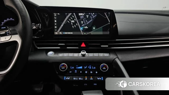 Hyundai Avante Hybrid (CN7) 2022 Белый из Кореи, фото 4