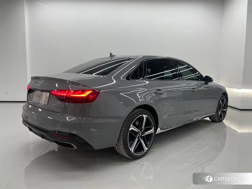 Audi A4L 2025 Silver/gray из Китая, фото 4