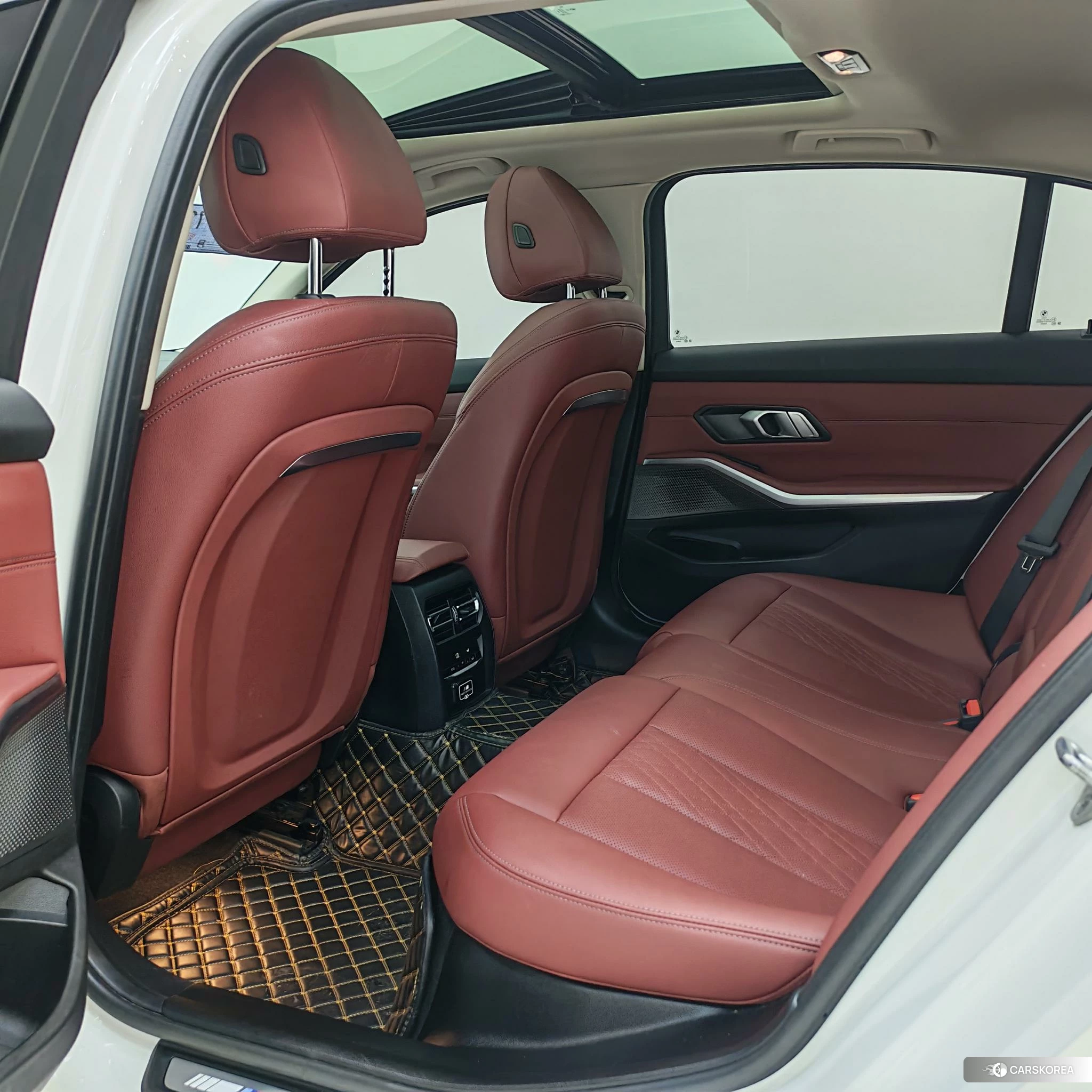 BMW 3 series 2022 Белый из Китая, фото 4
