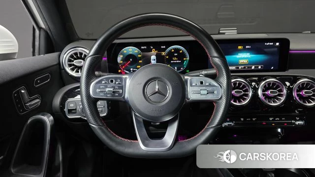 Mercedes-Benz A-Class W177 2021 Белый из Кореи, фото 4