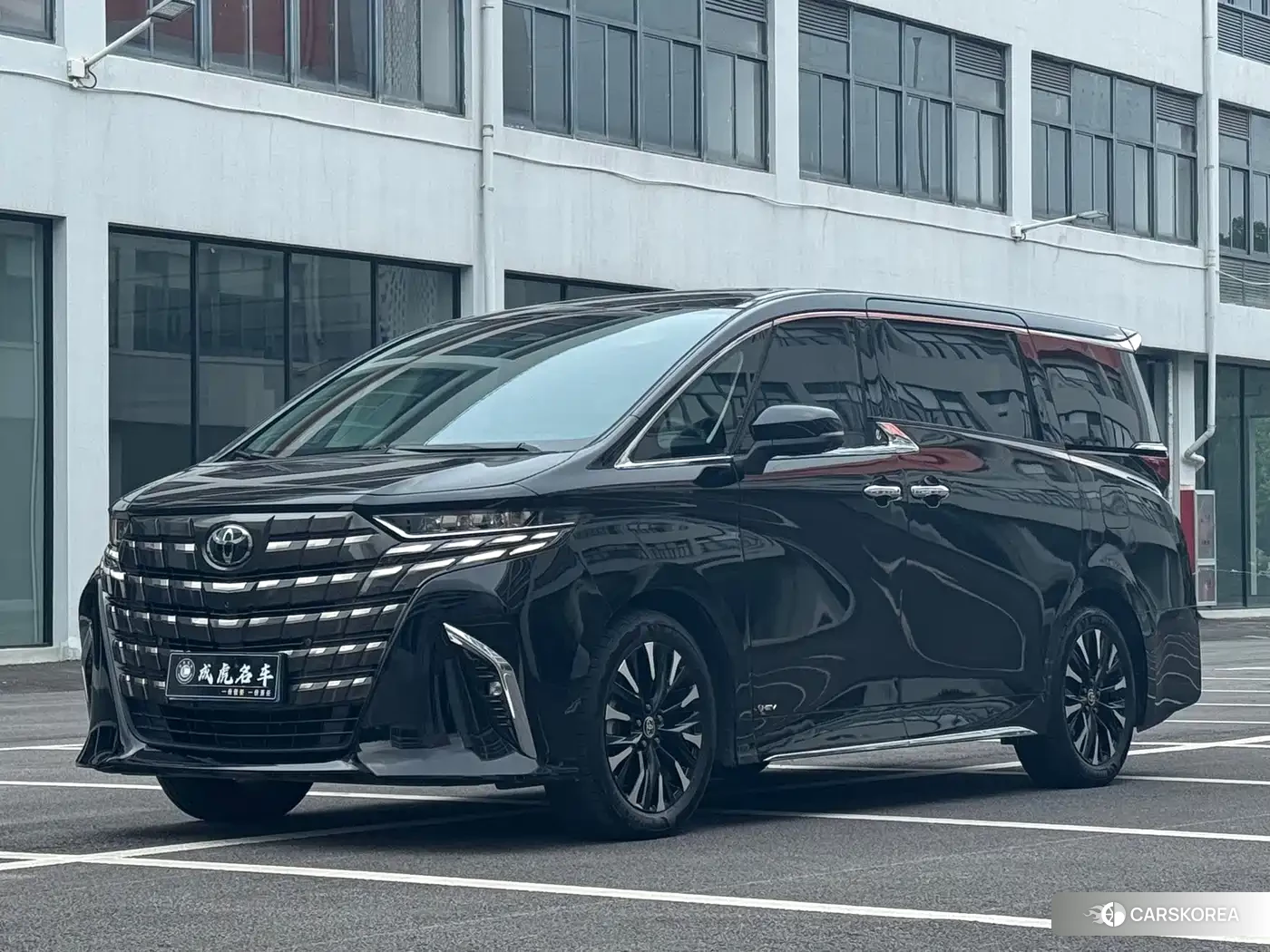 Toyota Elfa 2024 Черный из Китая, фото 4