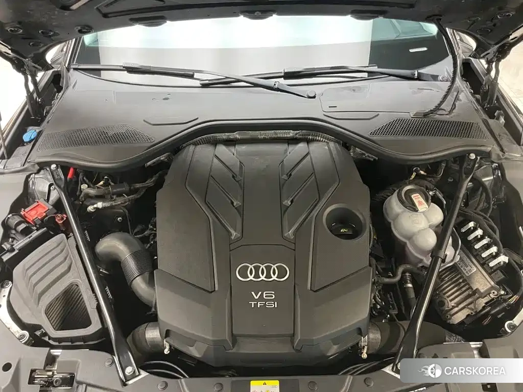 Audi A8 2021 Черный из Китая, фото 5